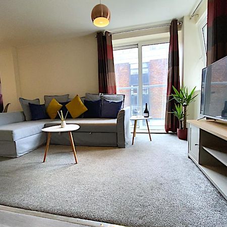Stylish Two Bed City Apartment With Secure Parking Southampton Eksteriør billede