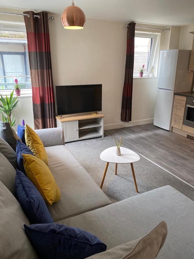 Stylish Two Bed City Apartment With Secure Parking Southampton Eksteriør billede