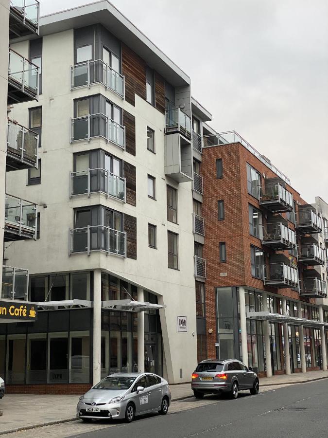 Stylish Two Bed City Apartment With Secure Parking Southampton Eksteriør billede