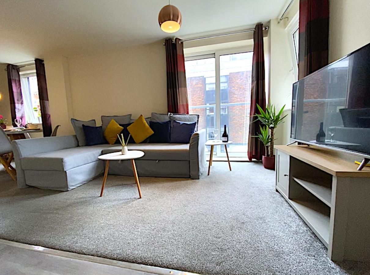 Stylish Two Bed City Apartment With Secure Parking Southampton Eksteriør billede